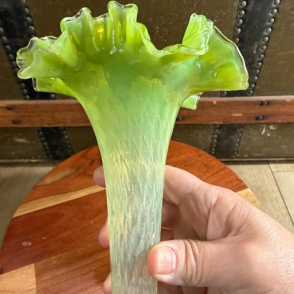 Antique Victorian Epergne Horn‎ Flower Replacement Green Opalescent Glass Vase
